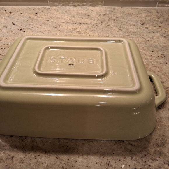 Staub Rectangular Baking Dish - Picture 5 of 5